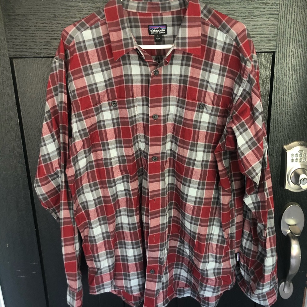 Men’s Patagonia button down